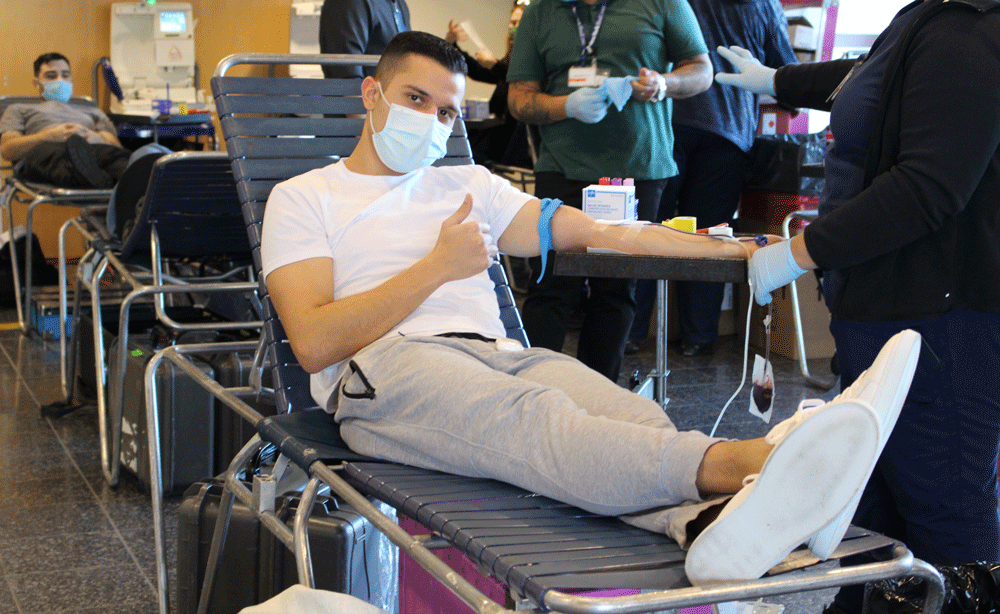 Saam Foroshani, SOM Class of 2025, at the NYMC Blood Drive