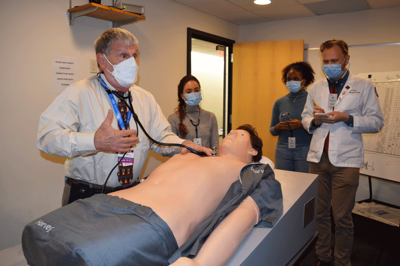 Stephen E. Moshman, M.D., professor of medicine, teaches second-year medical students the nuances of Harvey.