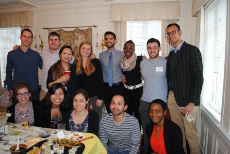 a group of students at the SOM Alumni Association Mixer